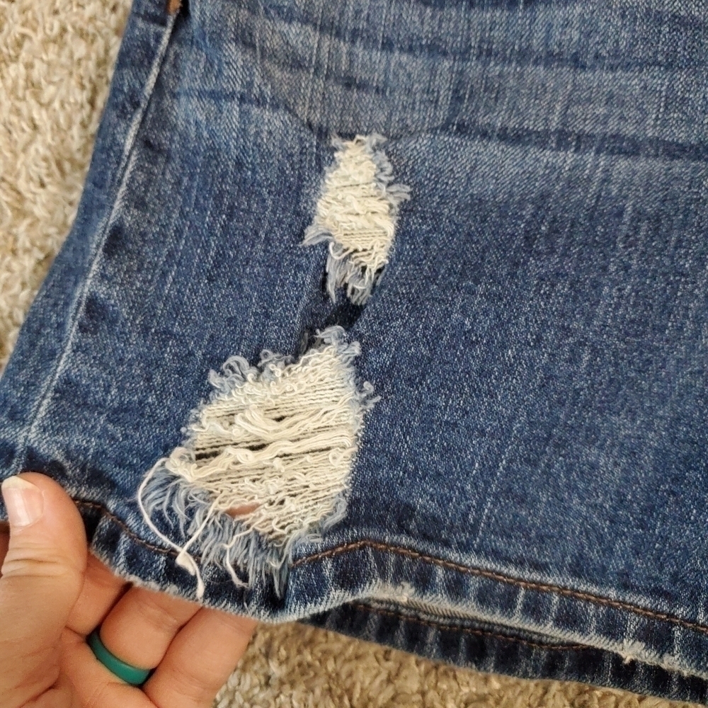 JOE'S Jeans Distressed 4 Inch Inseam Shorts - Picture 2 of 6